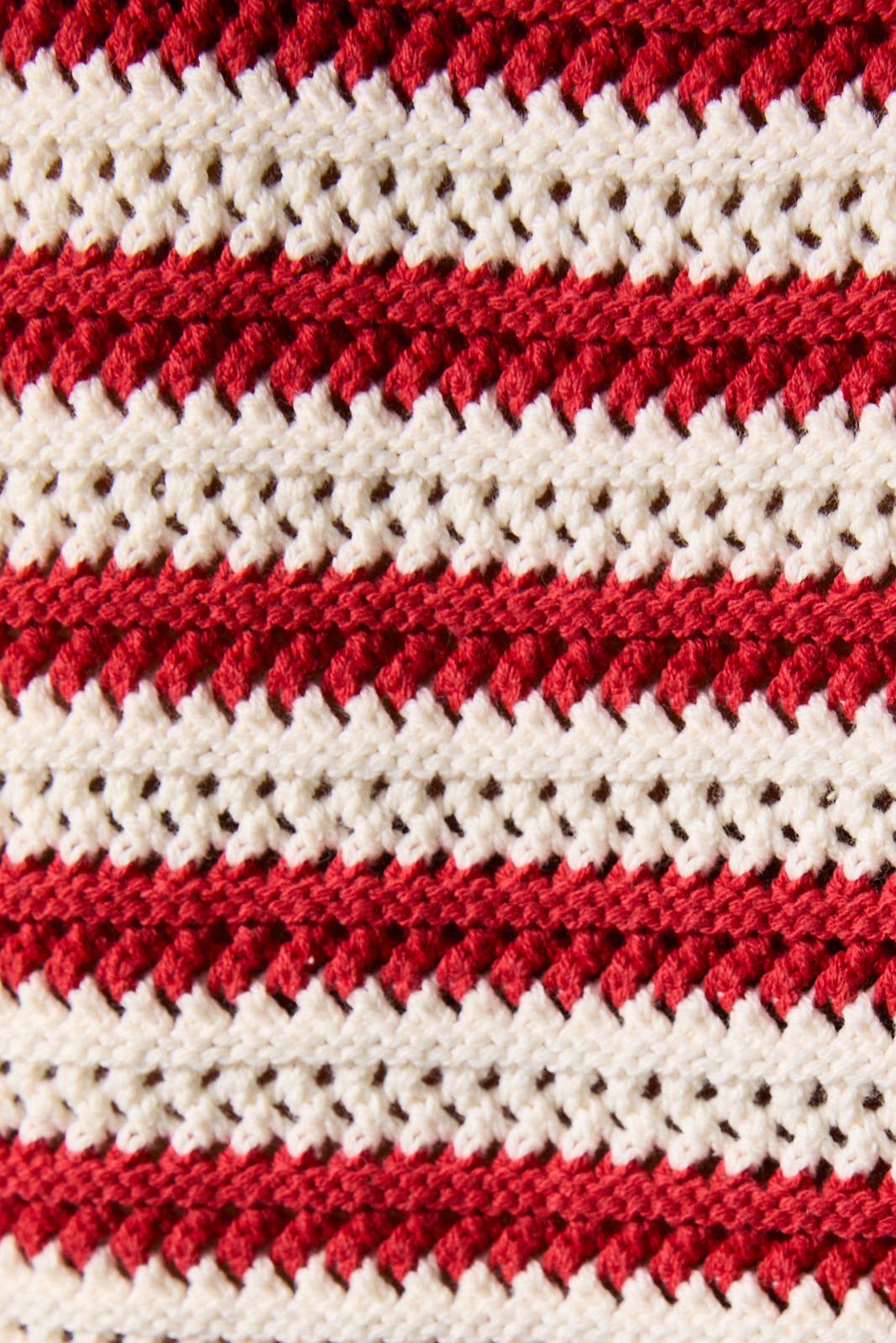 CROCHET TWO-TONE SWEATER SHORTS