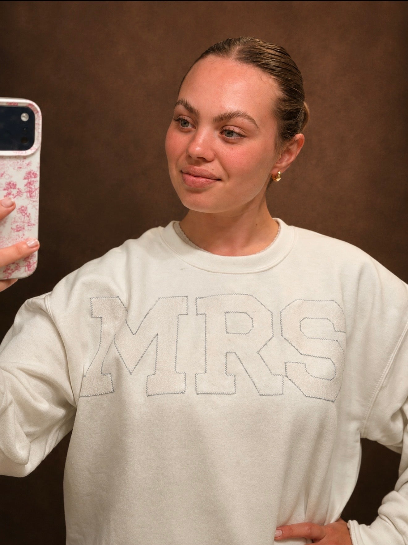 MRS. Bridal Appliqué Crewneck