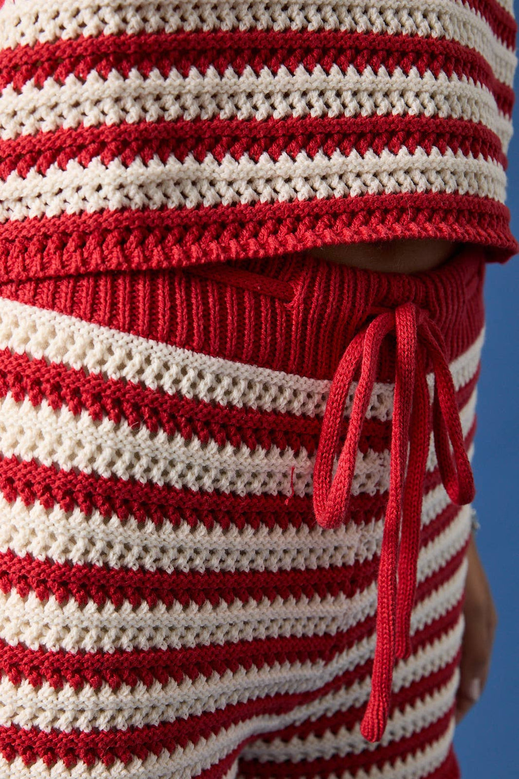 CROCHET TWO-TONE SWEATER SHORTS